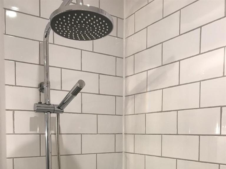 No.16 Hotel Seaham Phòng bức ảnh A shower